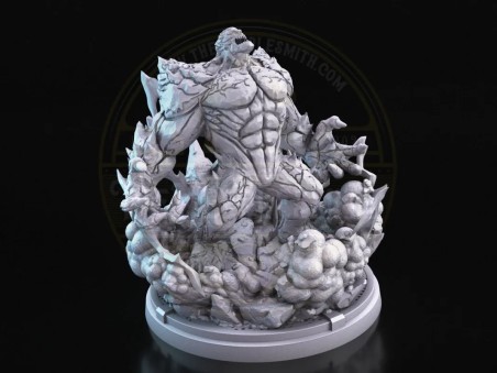 Titan Hulk Figure