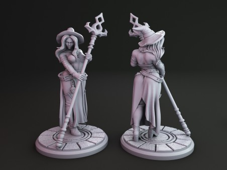 Fantasy Woman "Olaya" miniature