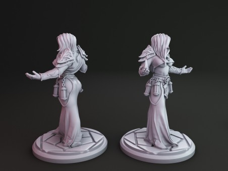 Fantasy Woman "Rim" miniature