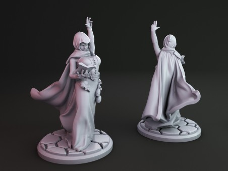 Fantasy Woman "Latifa" miniature