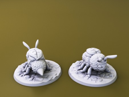 Curious Critters of Whimsy Isle. "The Bumblebuddy Familiar" miniature