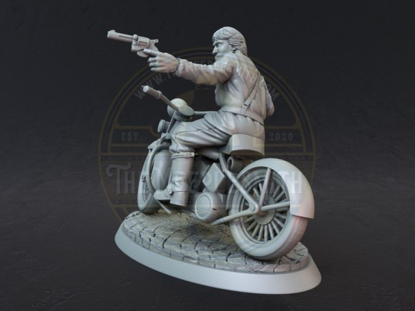 Miniatura de Chuck en bicicleta