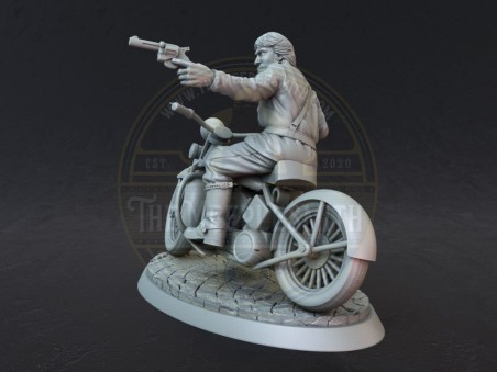 Chuck on bike miniature