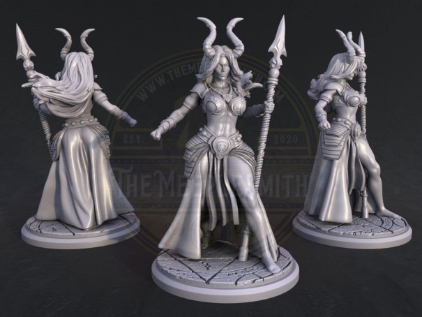 Fantasy Woman "Dalia with Horns" miniature