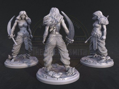 Fantasy Woman "Selena" miniature