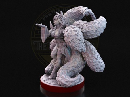 The Nine-Tailed Sorceress  -  Miniature Inspired by Ahri