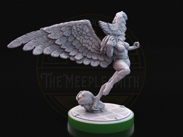 Furia Alada - Miniatura Inspirada en Hawkgirl